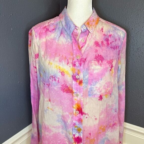 Anthropologie Pilcro The Cate Classic Tie-Dye Buttondown - Picture 4 of 10
